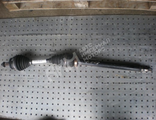 Полуось передняя правая (приводной вал, ШРУС) Volvo V70 II (SW) 2000-2008  Volvo V70 V70 II (SW) 2000-2008