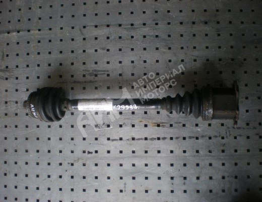 Полуось передняя левая (приводной вал, ШРУС) Audi A4 B6 (8EC, 8E5) 2000-2004  Audi A4 A4 B6 (8EC, 8E5) 2000-2004