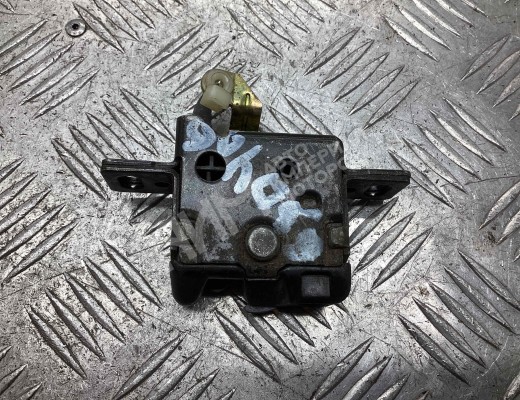 Замок багажника Audi 80 B4 (8C) 1991-1995  Audi 80 80 B4 (8C) 1991-1995