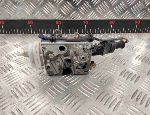 Замок двери передней правой Audi A6 C4 (4A) 1994-1997  Audi A6 A6 C4 (4A) 1994-1997