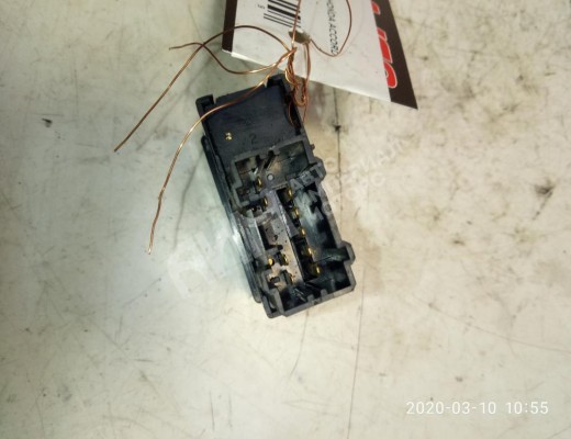 Кнопка аварийной сигнализации Honda Accord V 1993-1998  Honda Accord Accord V 1993-1998