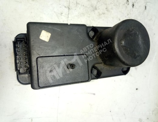 Компрессор центрального замка Volkswagen Golf III (1H) 1991-1997  Volkswagen Golf Golf III (1H) 1991-1997