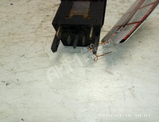 Кнопка противотуманных фар Volkswagen Golf II 1983-1992  Volkswagen Golf Golf II 1983-1992
