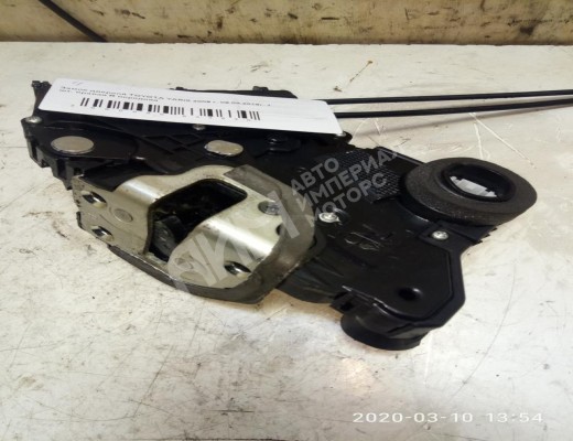 Замок двери передней правой Toyota Yaris II (XP90) 2005-2011  Toyota Yaris Yaris II (XP90) 2005-2011