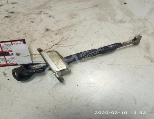 Ограничитель открывания двери Toyota Yaris II (XP90) 2005-2011  Toyota Yaris Yaris II (XP90) 2005-2011