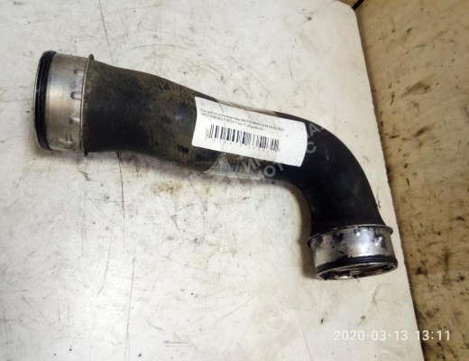 Патрубок интеркулера Volkswagen Touran I (1T) 2003-2006  Volkswagen Touran Touran I (1T) 2003-2006