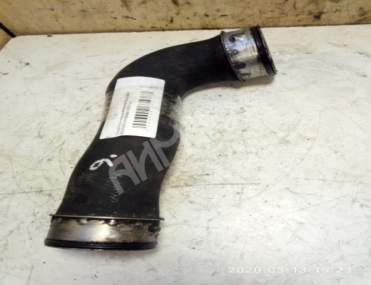 Патрубок интеркулера Skoda Octavia A5 (1Z) 2004-2008  Skoda Octavia Octavia A5 (1Z) 2004-2008