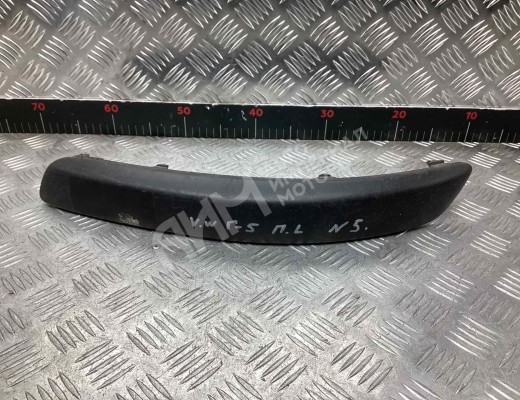 Молдинг бампера переднего Volkswagen Golf V (1K) 2004-2009  Volkswagen Golf Golf V (1K) 2004-2009