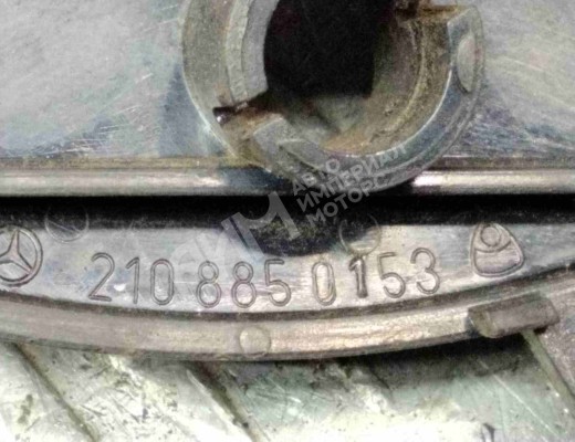 Заглушка (решетка) в бампер Mercedes E (W210) 1995-1999  Mercedes E E (W210) 1995-1999