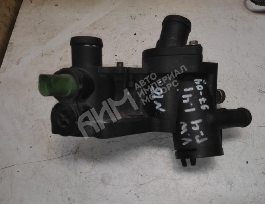 Корпус термостата Volkswagen Golf IV (1J) 1997-2004  Volkswagen Golf Golf IV (1J) 1997-2004