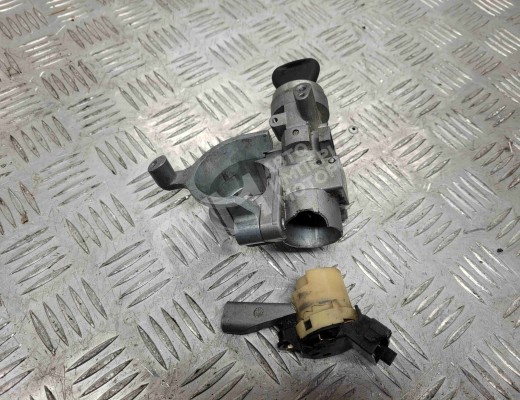 Замок зажигания Mitsubishi Carisma (DA) 1995-2004  Mitsubishi Carisma Carisma (DA) 1995-2004