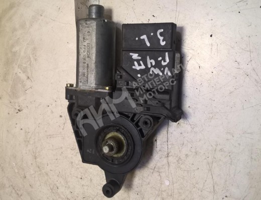 Моторчик стеклоподъемника задний левый Volkswagen Golf IV (1J) 1997-2004  Volkswagen Golf Golf IV (1J) 1997-2004