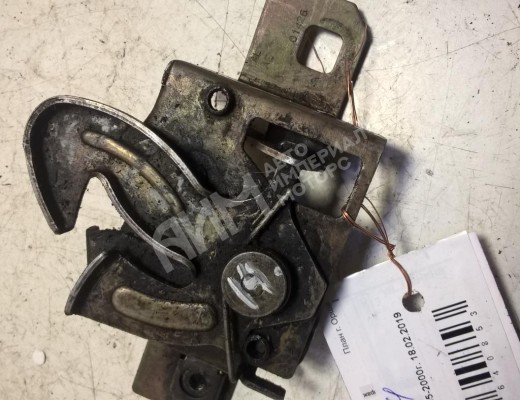 Замок капота Volkswagen Sharan I (7M) 1995-2000  Volkswagen Sharan Sharan I (7M) 1995-2000