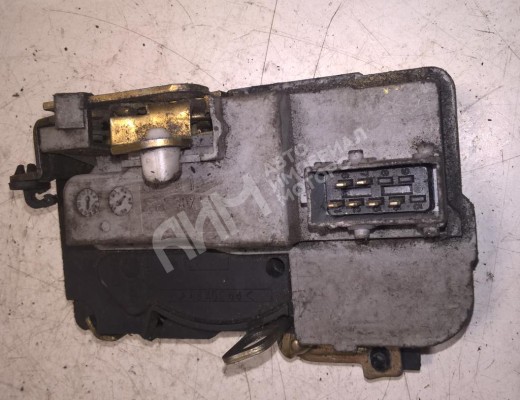 Замок двери передней левой Peugeot 806 1994-2002  Peugeot 806 806 1994-2002