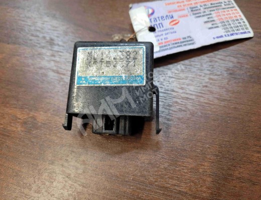 Реле вентилятора Mitsubishi Pajero II 1991-1997  Mitsubishi Pajero Pajero II 1991-1997