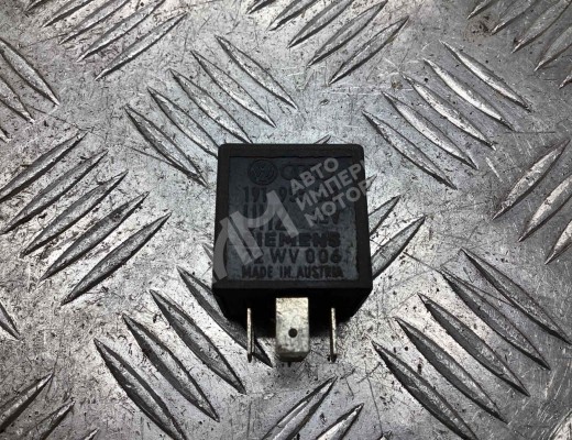 Реле стеклоочистителей (дворников) Audi A6 C5 (4B) 1997-2001  Audi A6 A6 C5 (4B) 1997-2001