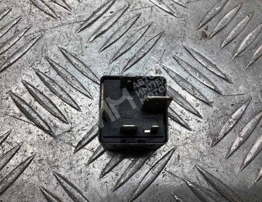 Реле (прочие) Volkswagen Passat B6 (3C) 2005-2010  Volkswagen Passat Passat B6 (3C) 2005-2010