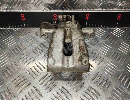 Суппорт задний правый Peugeot 307 (3A/3H) 2001-2005  Peugeot 307 307 (3A/3H) 2001-2005