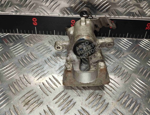 Суппорт задний правый Peugeot 307 (3A/3H) 2001-2005  Peugeot 307 307 (3A/3H) 2001-2005