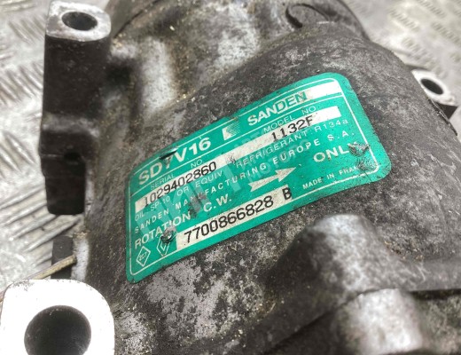 Компрессор кондиционера Renault Megane I 1995-2002  Renault Megane Megane I 1995-2002