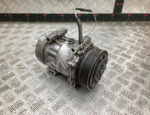 Компрессор кондиционера Renault Megane I 1995-2002  Renault Megane Megane I 1995-2002