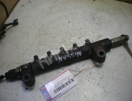 Топливная рампа Nissan X-trail (T30) 2004-2007 рестайлинг  Nissan X-Trail X-trail (T30) 2004-2007 рестайлинг