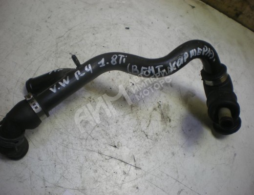 Патрубок вентиляции картера Volkswagen Golf IV (1J) 1997-2004  Volkswagen Golf Golf IV (1J) 1997-2004