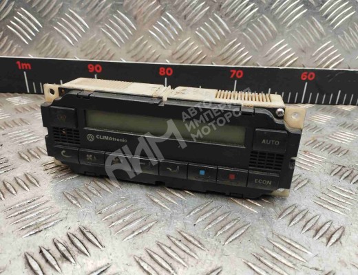 Блок управления печки/климат-контроля Volkswagen Passat B5 (3B) 1996-2000  Volkswagen Passat Passat B5 (3B) 1996-2000