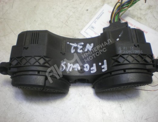 Кнопка подогрева заднего стекла Ford Focus I 1998-2001  Ford Focus Focus I 1998-2001