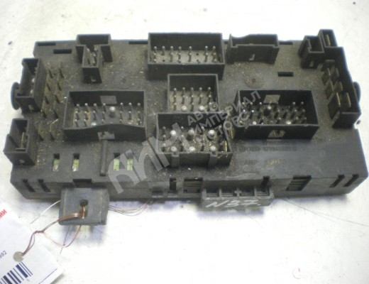 Блок предохранителей Volkswagen Golf II 1983-1992  Volkswagen Golf Golf II 1983-1992
