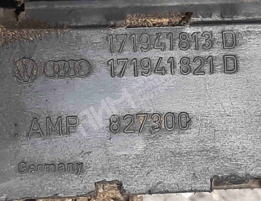 Блок предохранителей Volkswagen Golf II 1983-1992  Volkswagen Golf Golf II 1983-1992