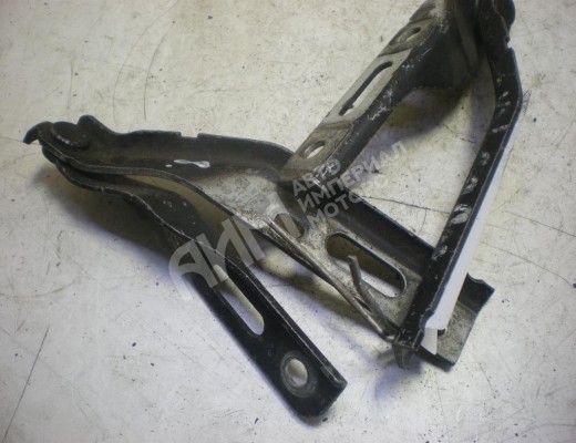 Петля капота левая Volkswagen Caddy II (9K) 1995-2004  Volkswagen Caddy Caddy II (9K) 1995-2004