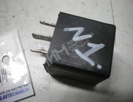 Реле (прочие) Audi A4 B5 (8D) 1994-1999  Audi A4 A4 B5 (8D) 1994-1999