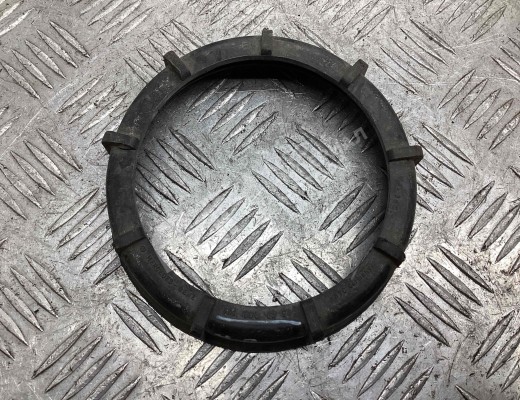 Кольцо зажимное топливозаборника Mercedes Vito I (W638) 1996-2003  Mercedes Vito Vito I (W638) 1996-2003