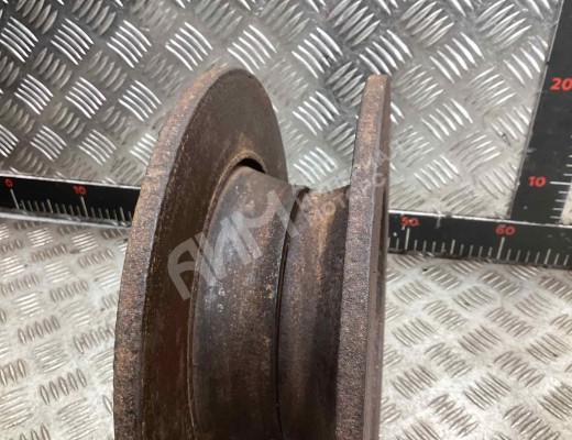 Диск тормозной задний Volkswagen Golf+ V (5M) 2005-2014  Volkswagen Golf Plus Golf+ V (5M) 2005-2014