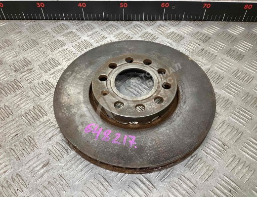 Диск тормозной передний Volkswagen Passat B5 (3B) 1996-2000  Volkswagen Passat Passat B5 (3B) 1996-2000
