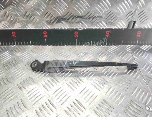Щеткодержатель задний Volkswagen Golf IV (1J) 1997-2004  Volkswagen Golf Golf IV (1J) 1997-2004