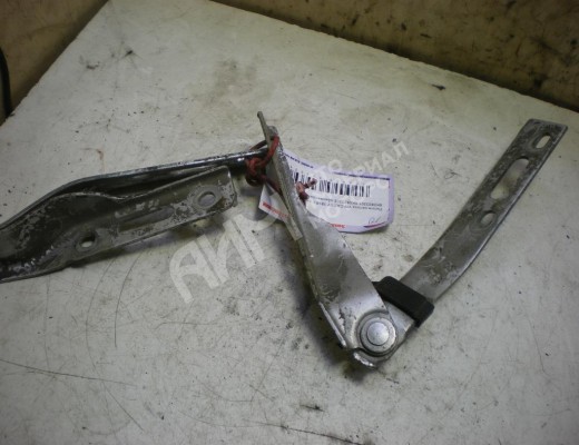 Петля капота левая Volkswagen Caddy II (9K) 1995-2003  Volkswagen Caddy Caddy II (9K) 1995-2003