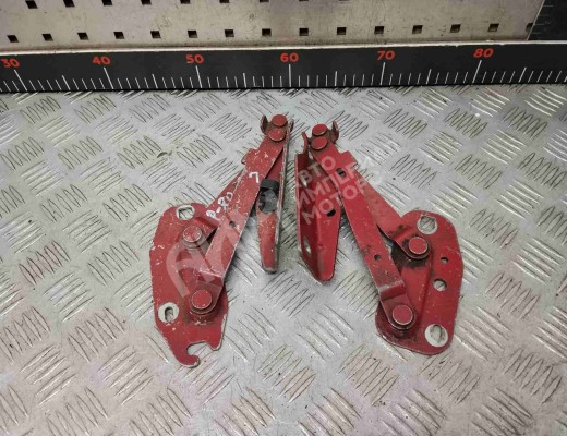 Петля капота Peugeot 806 1994-2002  Peugeot 806 806 1994-2002