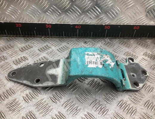 Петля двери задней правой Nissan Serena (C23) 1991-2001  Nissan Serena Serena (C23) 1991-2001