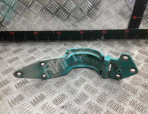 Петля двери задней левой Nissan Serena (C23) 1991-2001  Nissan Serena Serena (C23) 1991-2001