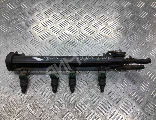 Форсунка Volkswagen Golf IV (1J) 1997-2004  Volkswagen Golf Golf IV (1J) 1997-2004