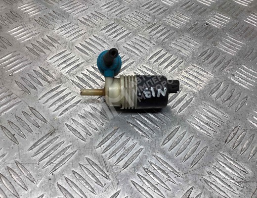 Насос (моторчик) омывателя стекла Audi A6 C4 (4A) 1994-1997  Audi A6 A6 C4 (4A) 1994-1997