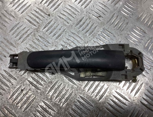 Ручка наружная передняя левая Volkswagen Golf IV (1J) 1997-2004  Volkswagen Golf Golf IV (1J) 1997-2004
