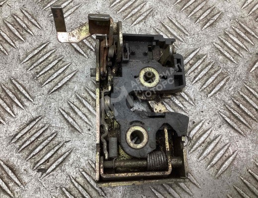 Замок двери передней правой Volkswagen Passat B3 1988-1993  Volkswagen Passat Passat B3 1988-1993