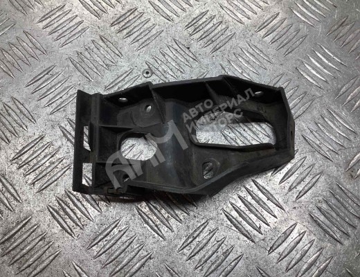 Кронштейн крепления бампера Audi A4 B6 (8EC, 8E5) 2000-2004  Audi A4 A4 B6 (8EC, 8E5) 2000-2004