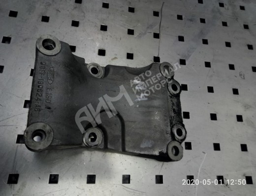 Кронштейн компрессора кондиционера Ford Focus I 2001-2005 рестайлинг  Ford Focus Focus I 2001-2005 рестайлинг