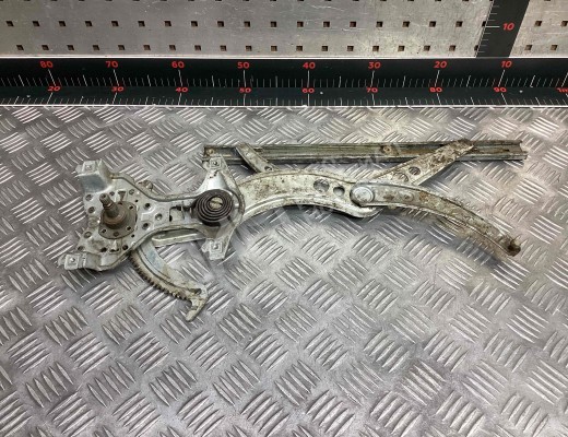 Стеклоподъемник передний правый Volkswagen Passat B3 1988-1993  Volkswagen Passat Passat B3 1988-1993