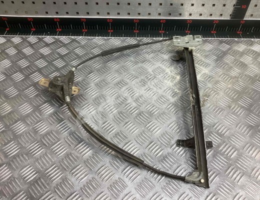 Стеклоподъемник передний правый Ford Fiesta III 1989-1996  Ford Fiesta Fiesta III 1989-1996