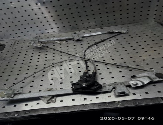 Стеклоподъемник передний правый Peugeot Partner I 1996-2008  Peugeot Partner Partner I 1996-2008